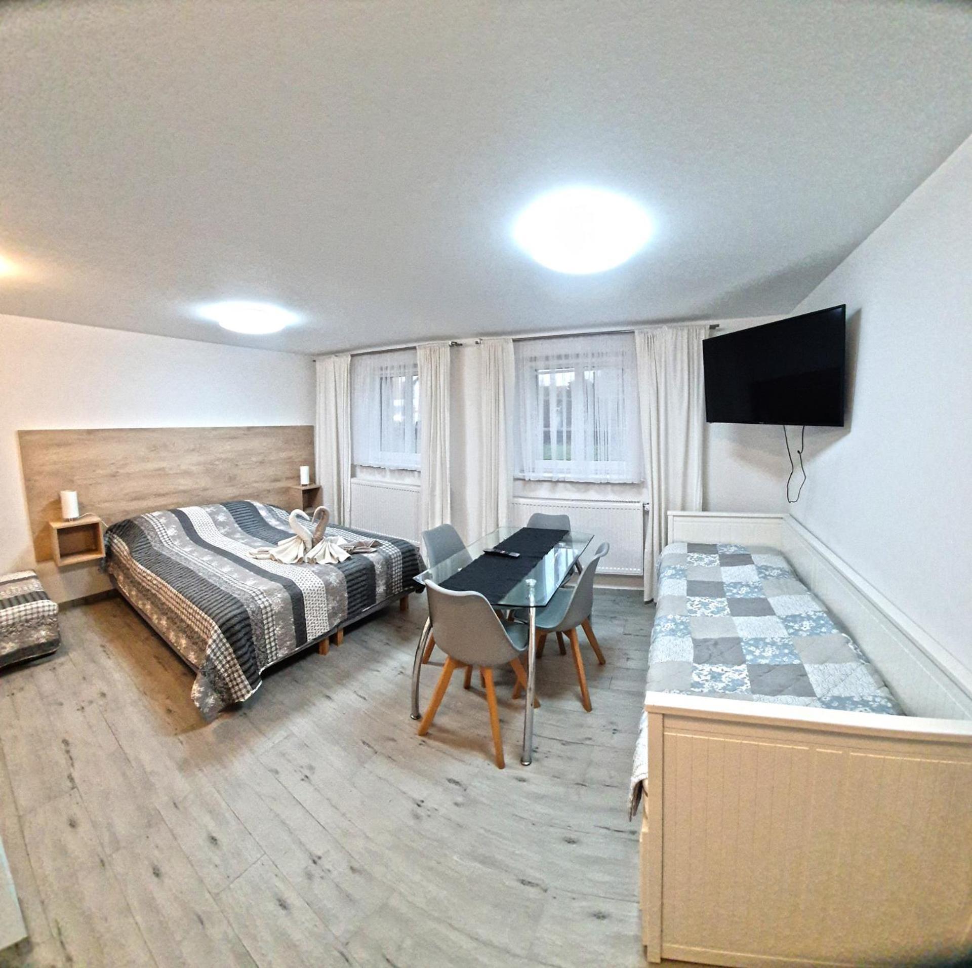 Viator Apartment Ustka Exterior photo